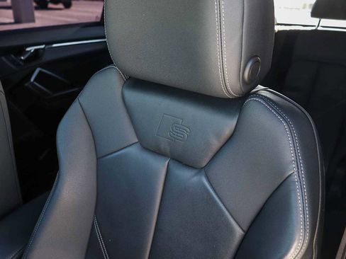 Used 2021 Audi Q3 2.0T Premium w/ Convenience Package image 34