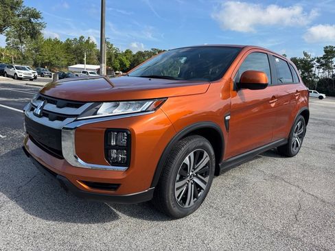Used 2025 Mitsubishi Outlander Sport SE image 3