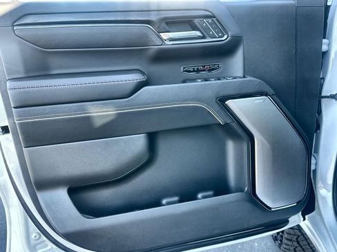 New 2026 GMC Sierra 1500 AT4X image 23