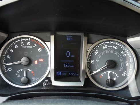 Used 2020 Toyota Tacoma SR5 w/ Technology Package AWD/4WD image 72