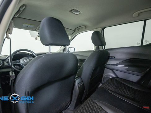 Used 2023 Nissan Kicks SV w/ Exterior Package FWD image 27