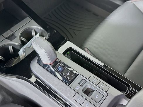 New 2026 Toyota Prius Plug-In Hybrid FWD image 17