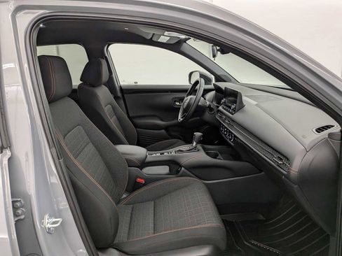 Used 2025 Honda HR-V Sport image 22