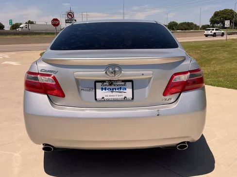 Used 2009 Toyota Camry XLE FWD image 6