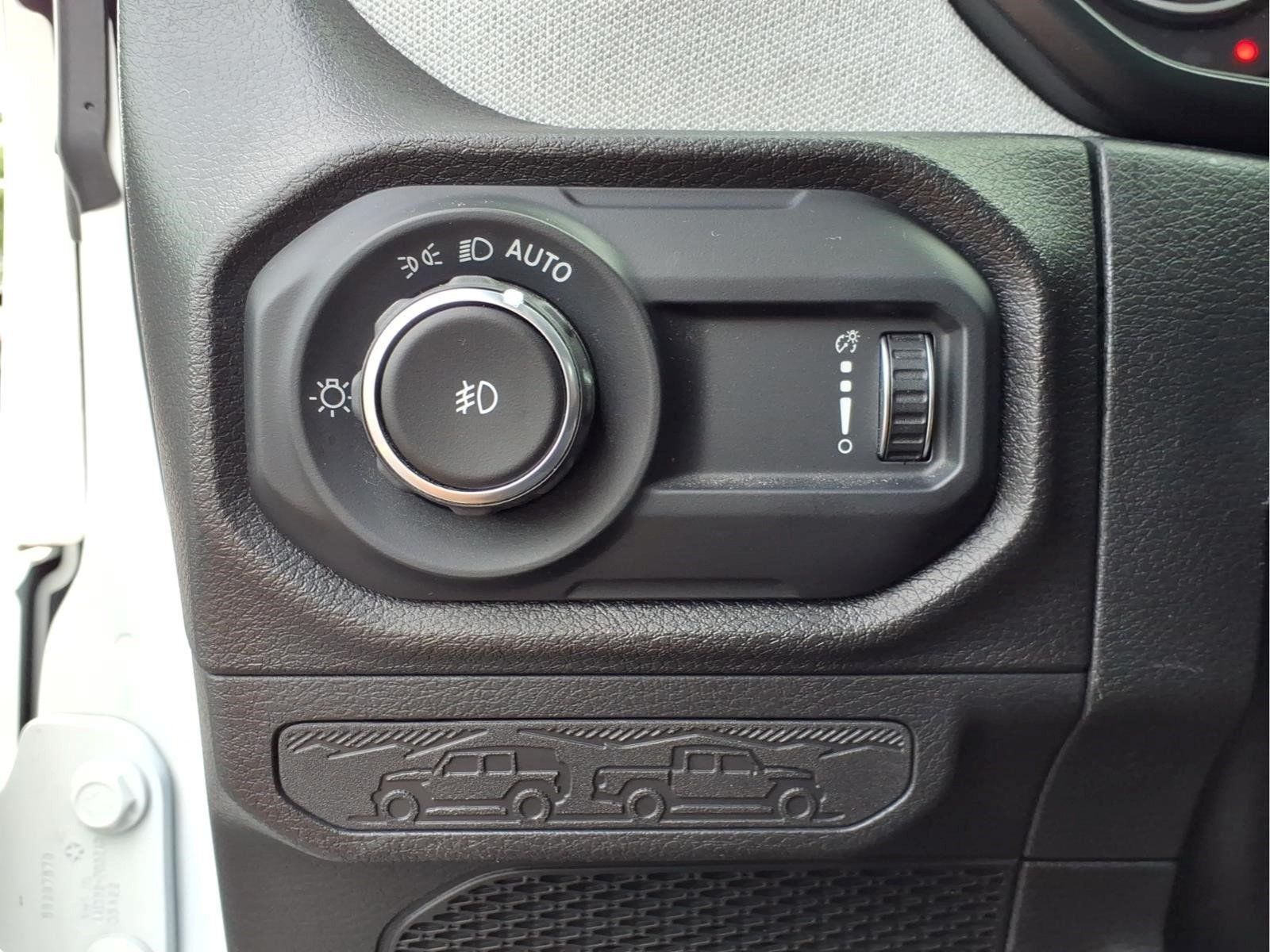 Used 2024 Jeep Wrangler Unlimited Sport AWD/4WD image 16