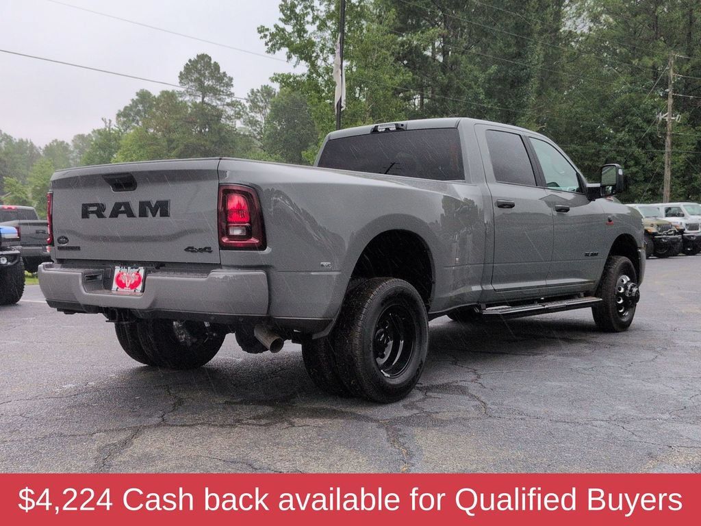 New 2026 RAM 3500 Big Horn AWD/4WD image 3