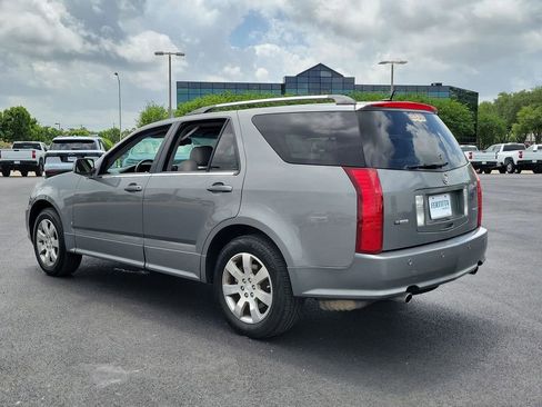 Used 2006 Cadillac SRX V8 w/ Utility Package image 4