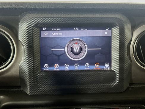 Used 2020 Jeep Gladiator Sport w/ Quick Order Package 24S AWD/4WD image 21