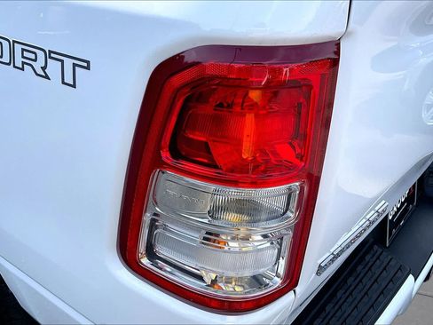 Used 2022 RAM 1500 Big Horn AWD/4WD image 26