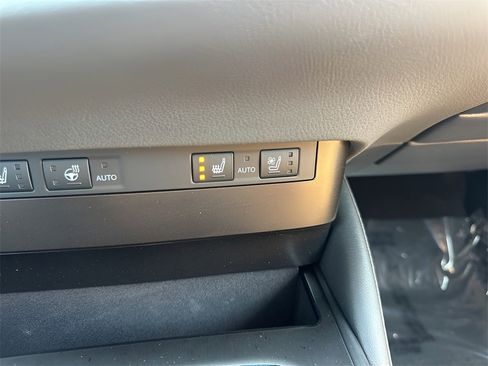 Used 2025 Lexus ES 350 w/ Premium Package image 22