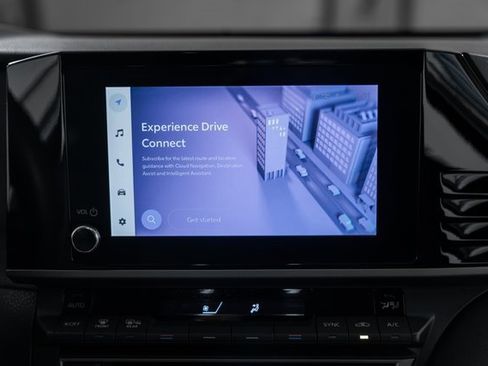 Certified 2025 Toyota Camry LE image 28