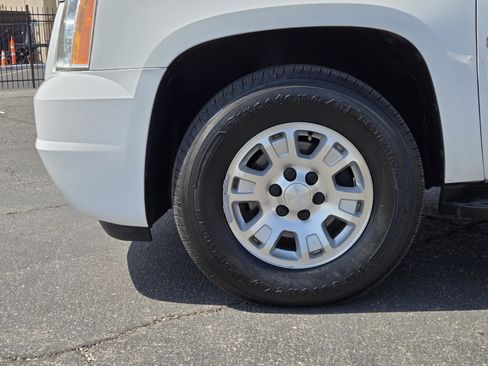 Used 2007 GMC Yukon SLE RWD image 6