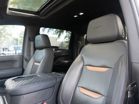 Used 2021 GMC Sierra 1500 AT4 w/ AT4 Premium Package AWD/4WD image 26