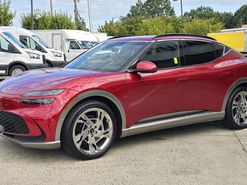 Used 2025 Genesis GV60 Performance image 8