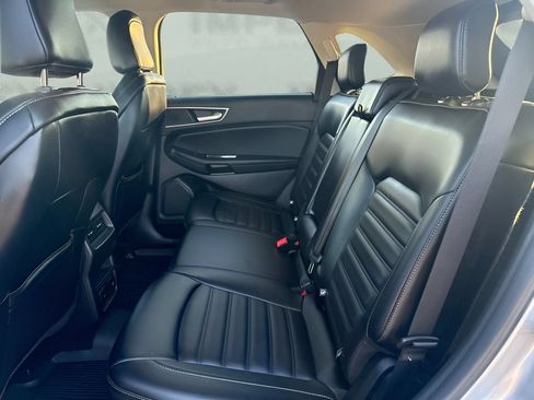 Used 2020 Ford Edge SEL w/ Convenience Package AWD/4WD image 9