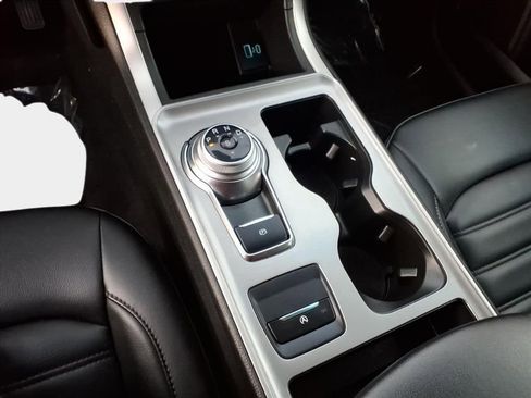 Used 2024 Ford Edge SEL image 27