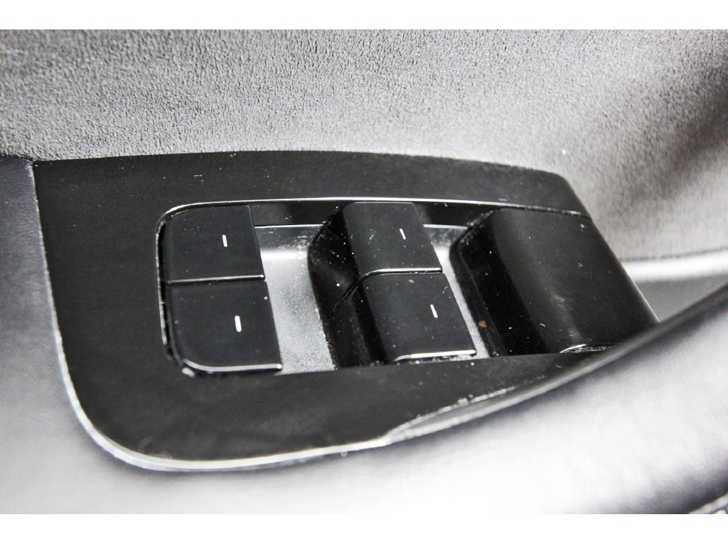Used 2020 Tesla Model Y Long Range AWD/4WD image 21