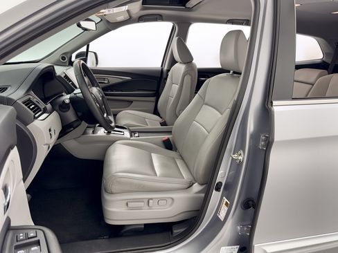 Used 2017 Honda Pilot EX-L image 5