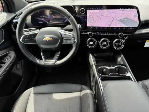 Used 2026 Chevrolet Blazer EV LT FWD image 19