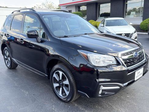 Used 2018 Subaru Forester 2.5i Limited w/ Popular Package #2 AWD/4WD image 3