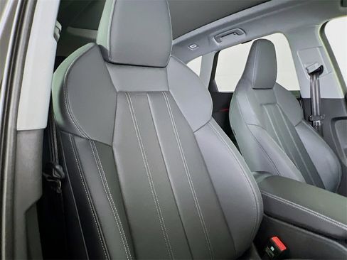 New 2025 Audi Q5 Premium Plus image 28