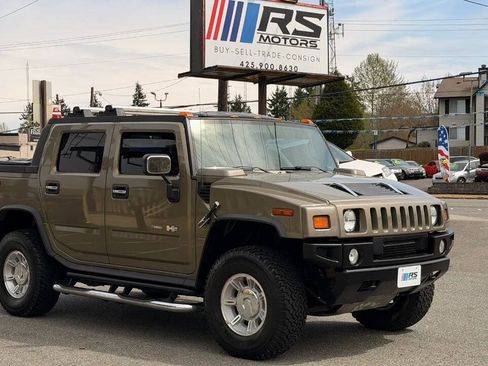 Used 2005 HUMMER H2 SUT w/ Preferred Equipment Group AWD/4WD image 7
