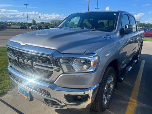 Used 2022 RAM 1500 Big Horn AWD/4WD image 3
