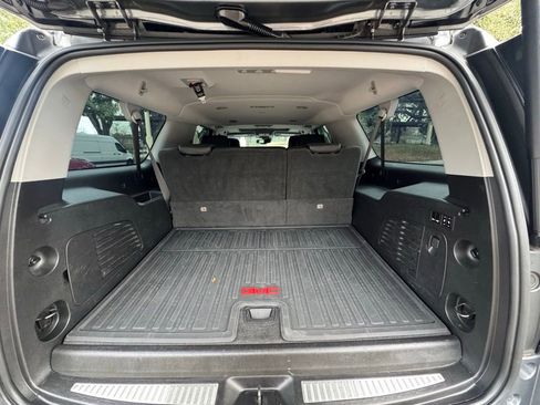 Used 2018 GMC Yukon XL Denali w/ Enhanced Security Package image 31