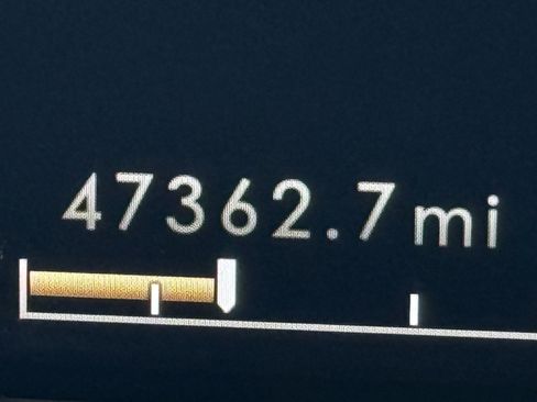 Used 2022 Lincoln Nautilus Black Label w/ Class II Trailer Tow Package image 24