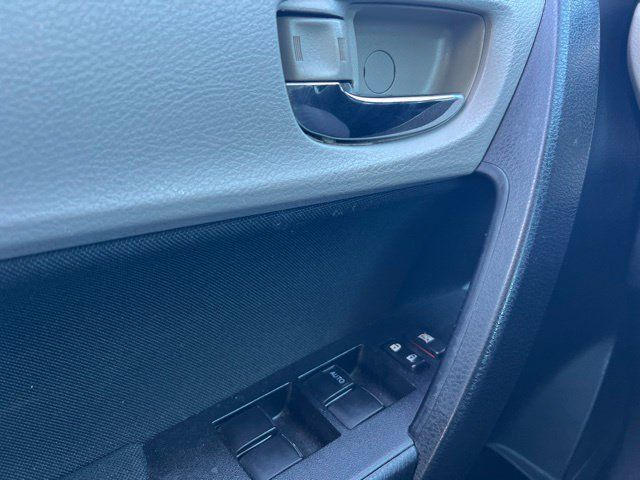 Used 2016 Toyota Corolla LE FWD image 20