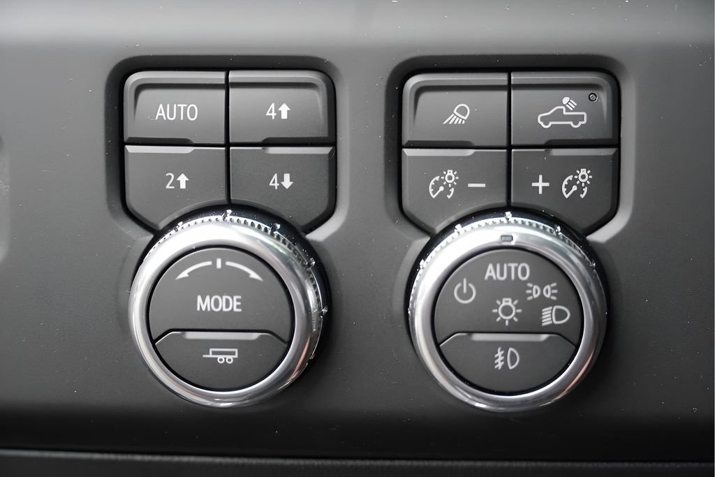 New 2026 GMC Sierra 1500 Denali AWD/4WD image 23