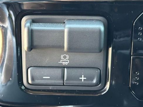 Used 2024 Chevrolet Silverado 1500 RST w/ Convenience Package II RWD image 32