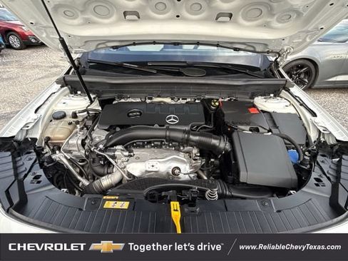 Used 2022 Mercedes-Benz GLB 250 image 31
