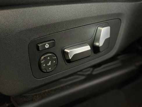 Used 2019 BMW X3 xDrive30i w/ Convenience Package image 17