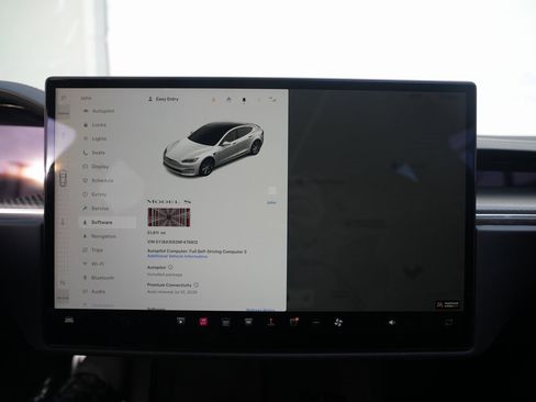 Used 2022 Tesla Model S Plaid image 60