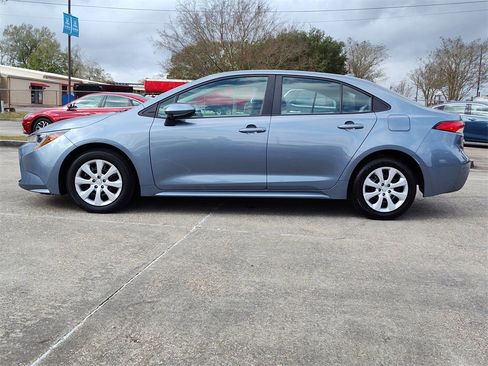 Used 2024 Toyota Corolla LE image 4