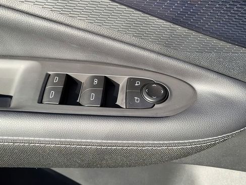 Used 2025 Chevrolet Blazer EV LT w/ Midnight/Sport Edition image 16