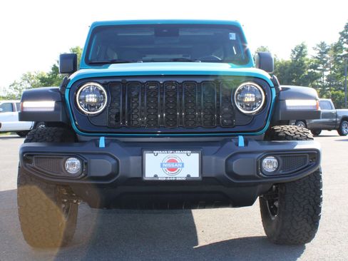 Used 2024 Jeep Wrangler Unlimited AWD/4WD image 10