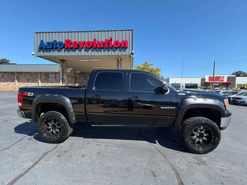 Used 2012 GMC Sierra 1500 SLE w/ All-Terrain Package AWD/4WD image 8