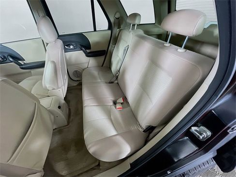 Used 2005 Saturn Vue 2WD w/ Appearance Pkg image 21