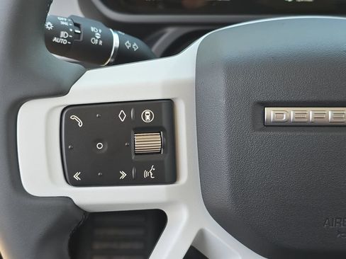 New 2026 Land Rover Defender 110 S AWD/4WD image 18