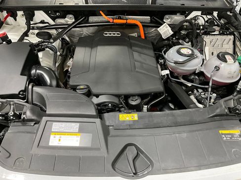 Used 2022 Audi Q5 e Prestige image 10