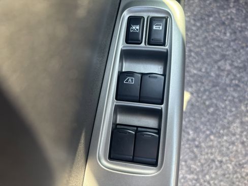 Used 2010 Subaru Impreza 2.5i image 15