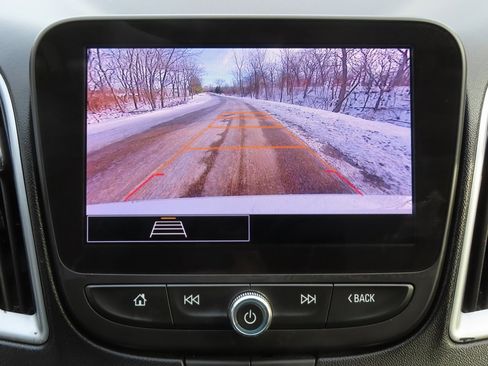 Used 2023 Chevrolet Malibu LT image 6