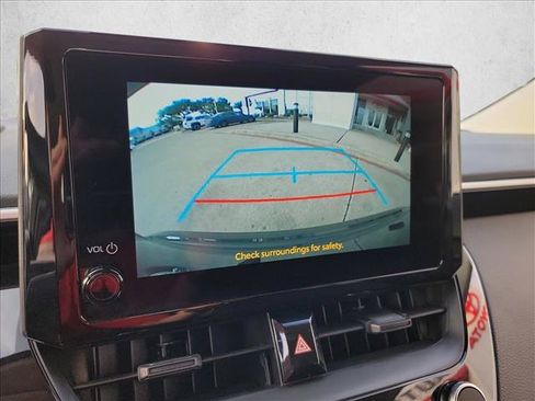 Used 2025 Toyota Corolla LE FWD image 23