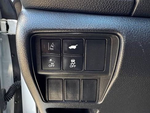 Used 2020 Honda CR-V Touring image 16