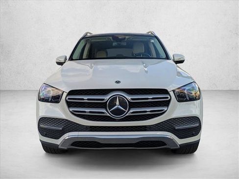 Used 2022 Mercedes-Benz GLE 350 4MATIC image 2