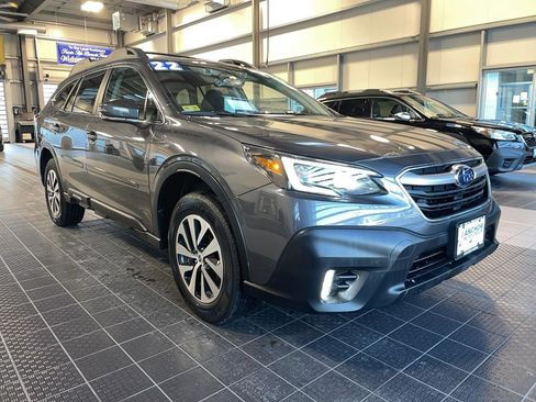 Used 2022 Subaru Outback Premium image 1