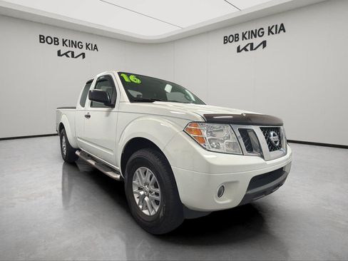 Used 2016 Nissan Frontier S RWD image 7