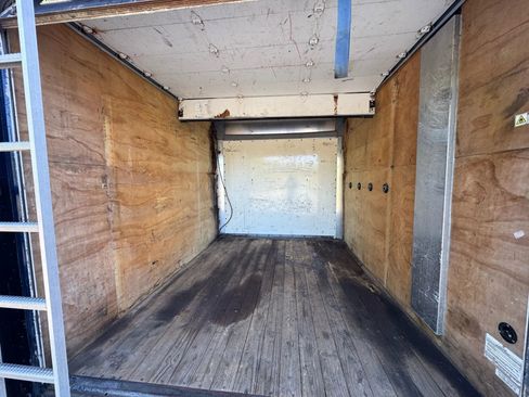 Used 2018 Chevrolet Express 3500 w/ Power Convenience Package image 15